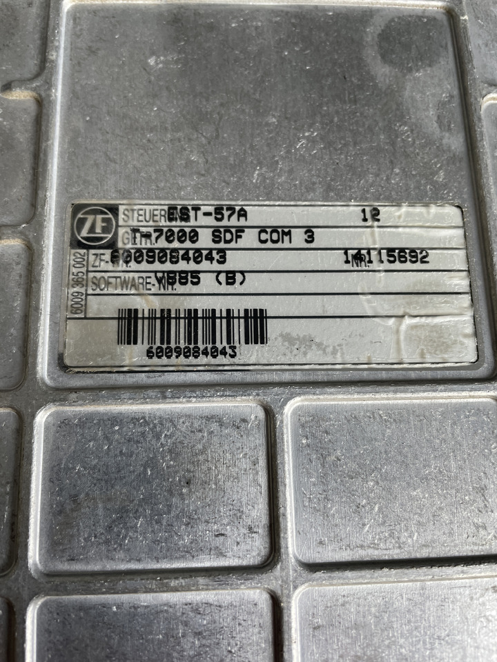 Deutz Fahr Agrotron - sterownik skrzyni biegów 0260001046 - Блок управління в категорії Сільськогосподарська техніка: фото 3 Deutz Fahr Agrotron - sterownik skrzyni biegów 0260001046 - Блок управління в категорії Сільськогосподарська техніка: фото 3