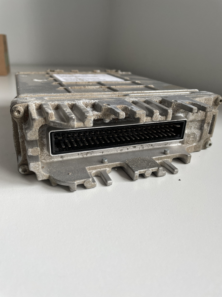 Deutz Fahr Agrotron - sterownik skrzyni biegów 0260001046 - Блок управління в категорії Сільськогосподарська техніка: фото 2 Deutz Fahr Agrotron - sterownik skrzyni biegów 0260001046 - Блок управління в категорії Сільськогосподарська техніка: фото 2