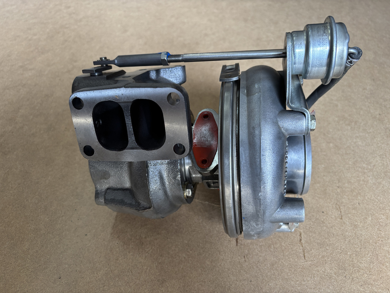 Deutz TCD7.1 - turbosprężarka 04903626 12709700013 - Турбіна: фото 2 Deutz TCD7.1 - turbosprężarka 04903626 12709700013 - Турбіна: фото 2