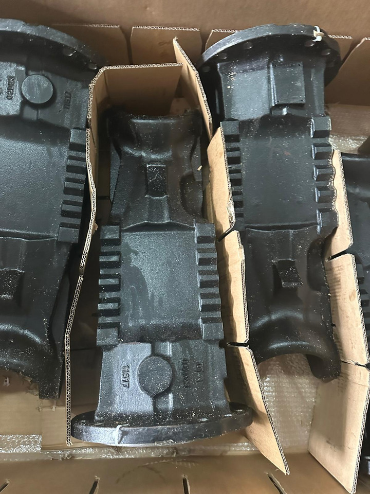 Deutz agrovector obudowa mostu pochwa mostu carraro 11817 - Вісь та запчастини в категорії Сільськогосподарська техніка: фото 1 Deutz agrovector obudowa mostu pochwa mostu carraro 11817 - Вісь та запчастини в категорії Сільськогосподарська техніка: фото 1