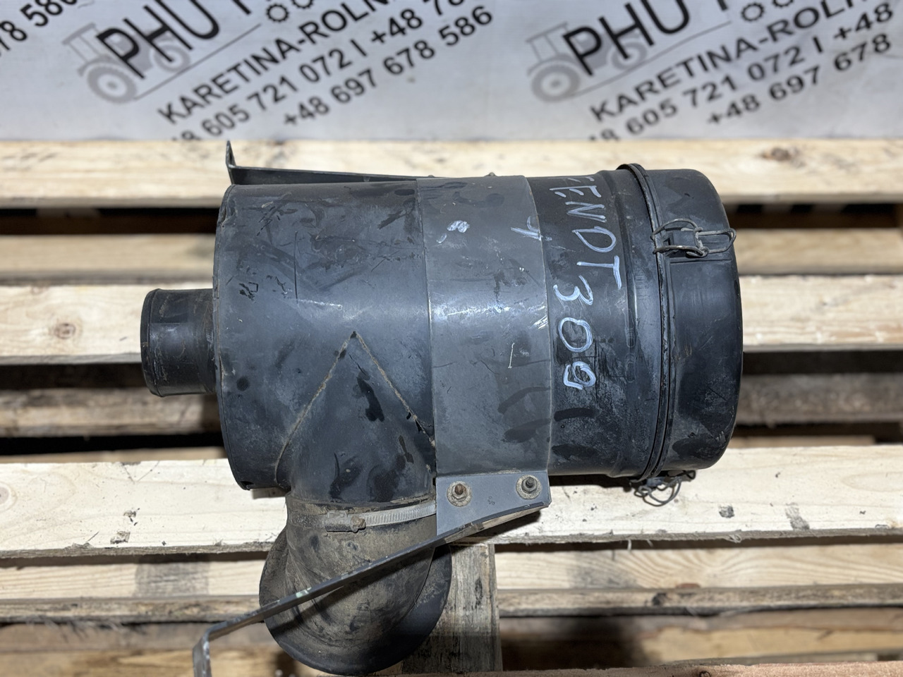 Fendt 309 Obudowa Filtra Powietrza - Повітряний фільтр в категорії Сільськогосподарська техніка: фото 2 Fendt 309 Obudowa Filtra Powietrza - Повітряний фільтр в категорії Сільськогосподарська техніка: фото 2