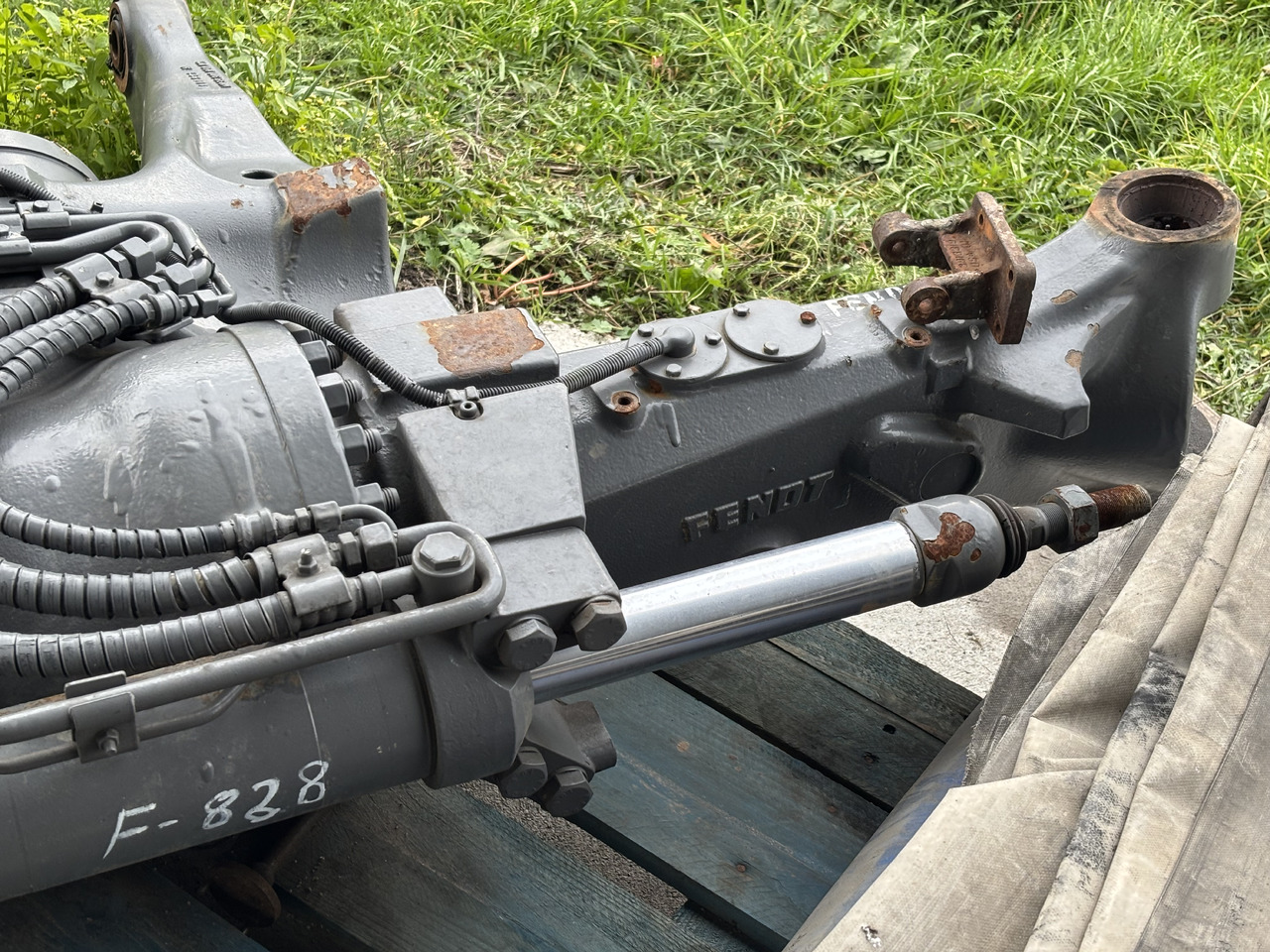 Fendt 828 Obudowa Osi Łuk Osi 755/137 F835300020180 F835300020160 E835300020012 - Задня вісь в категорії Сільськогосподарська техніка: фото 2 Fendt 828 Obudowa Osi Łuk Osi 755/137 F835300020180 F835300020160 E835300020012 - Задня вісь в категорії Сільськогосподарська техніка: фото 2