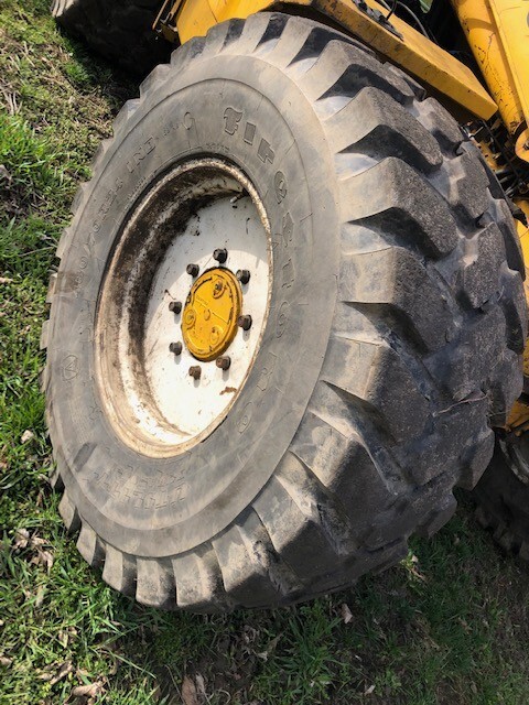 Firestone 460/70 R24 IND , Opona budowlana - Шина в категорії Будівельна техніка: фото 1 Firestone 460/70 R24 IND , Opona budowlana - Шина в категорії Будівельна техніка: фото 1