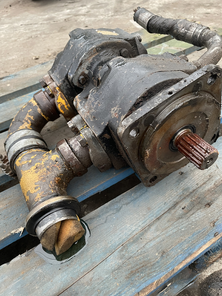 Hamworthy PC558686C1 Volvo Zettelmayer - pompa hydrauliczna - Гідронасос в категорії Сільськогосподарська техніка: фото 3 Hamworthy PC558686C1 Volvo Zettelmayer - pompa hydrauliczna - Гідронасос в категорії Сільськогосподарська техніка: фото 3