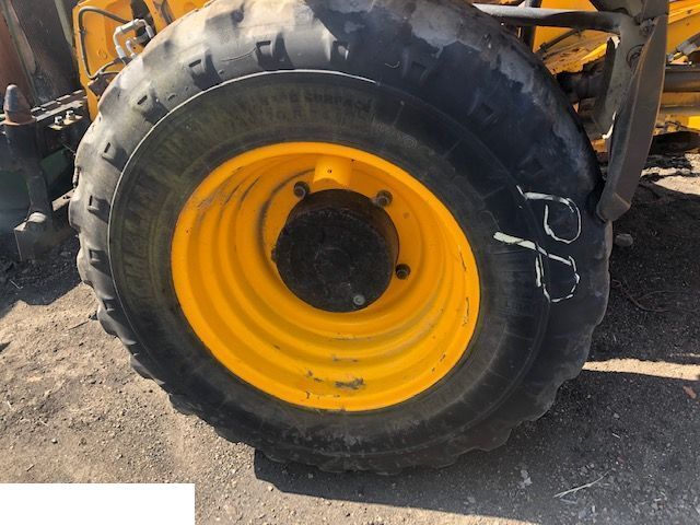 JCB 531-70 - Felga 16x24 - Колісний диск в категорії Вантажно-розвантажувальна техніка: фото 1 JCB 531-70 - Felga 16x24 - Колісний диск в категорії Вантажно-розвантажувальна техніка: фото 1