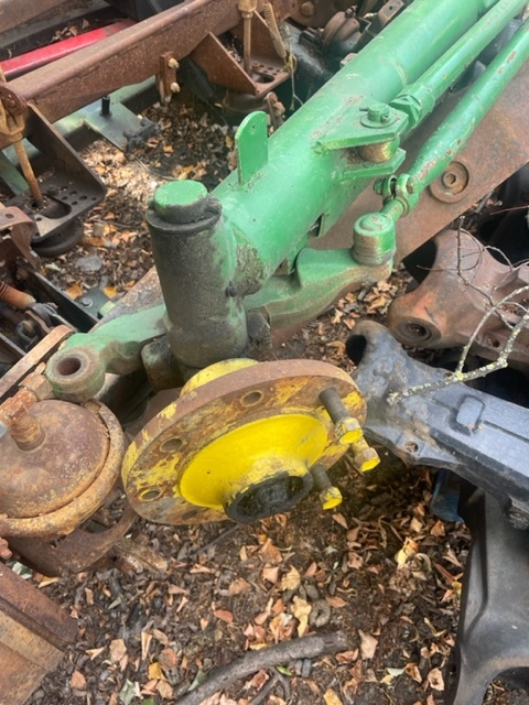 John Deere 1065 | 1075 - Zwrotnica | Piasta - Поворотний кулак в категорії Сільськогосподарська техніка: фото 1 John Deere 1065 | 1075 - Zwrotnica | Piasta - Поворотний кулак в категорії Сільськогосподарська техніка: фото 1