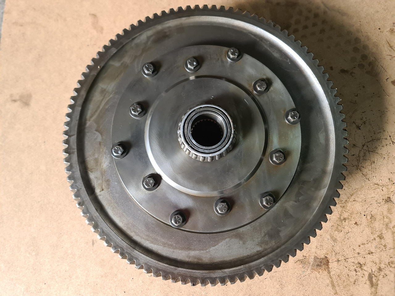 John Deere 4650, 4850 Bęben Sprzęgła WOM Sprzęgło Bieg R70932 AR95409 R71231 - Зчеплення та запчастини в категорії Сільськогосподарська техніка: фото 4 John Deere 4650, 4850 Bęben Sprzęgła WOM Sprzęgło Bieg R70932 AR95409 R71231 - Зчеплення та запчастини в категорії Сільськогосподарська техніка: фото 4