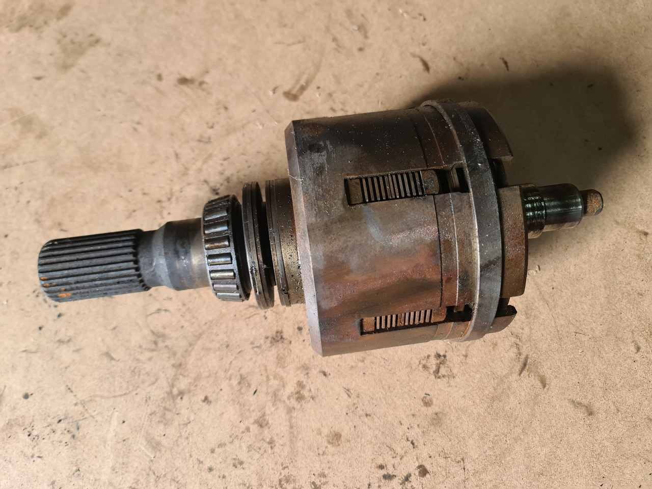 John Deere 4650 4850 Kosz Sprzęgła RE38834 RE12533 RE13950 RE19698 - Зчеплення та запчастини в категорії Сільськогосподарська техніка: фото 4 John Deere 4650 4850 Kosz Sprzęgła RE38834 RE12533 RE13950 RE19698 - Зчеплення та запчастини в категорії Сільськогосподарська техніка: фото 4