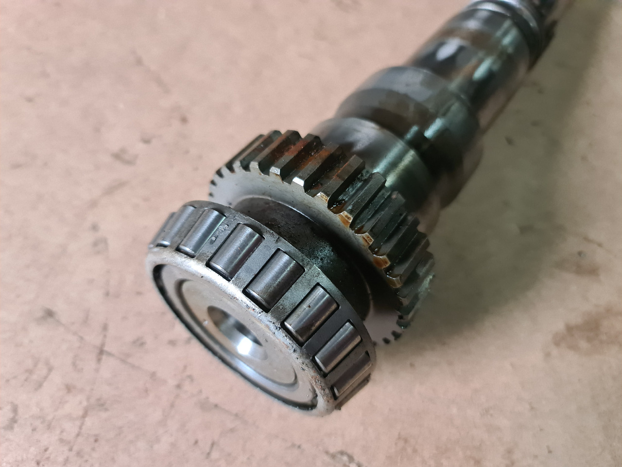 John Deere 4650, 4850 Wał Skrzyni Biegów z Pierścieniem R119550 JD9002 - Піввісь в категорії Сільськогосподарська техніка: фото 3 John Deere 4650, 4850 Wał Skrzyni Biegów z Pierścieniem R119550 JD9002 - Піввісь в категорії Сільськогосподарська техніка: фото 3