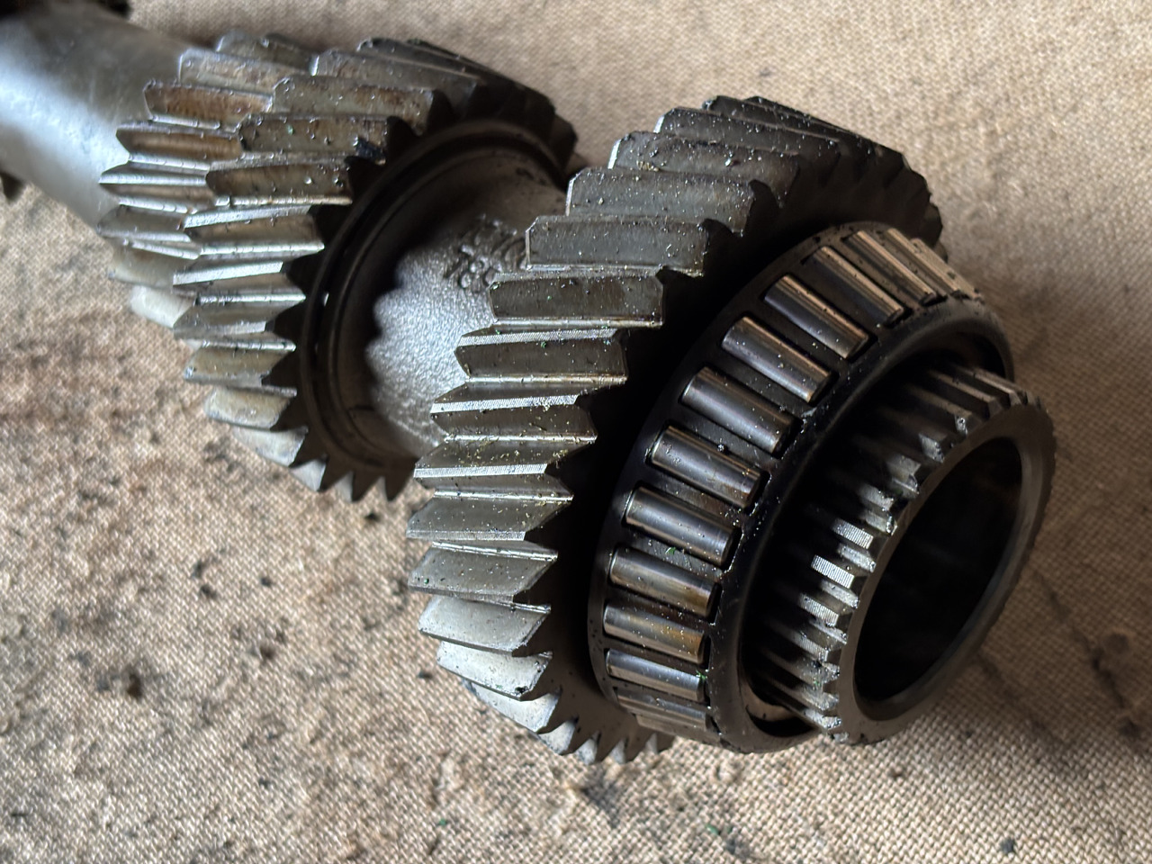 John Deere 6100 6200 6300 6400 6500 6600 Wał Napędowy L101006 L78967 - Піввісь в категорії Сільськогосподарська техніка: фото 3 John Deere 6100 6200 6300 6400 6500 6600 Wał Napędowy L101006 L78967 - Піввісь в категорії Сільськогосподарська техніка: фото 3