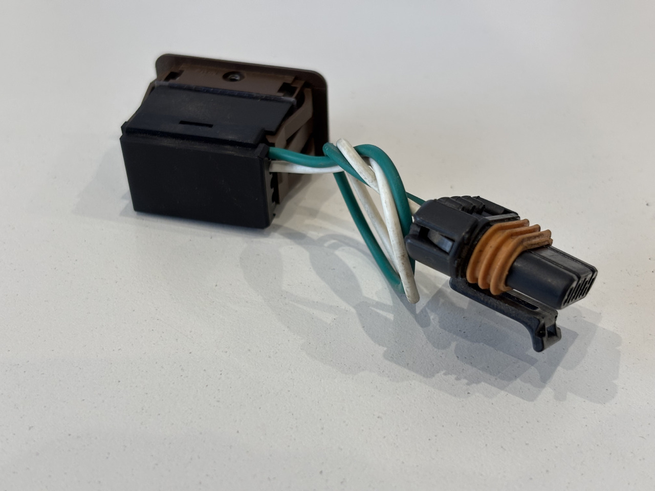 John Deere 6110 6210 Przełącznik Przycisk Włącznik AL151416 - Електрична система в категорії Сільськогосподарська техніка: фото 2 John Deere 6110 6210 Przełącznik Przycisk Włącznik AL151416 - Електрична система в категорії Сільськогосподарська техніка: фото 2