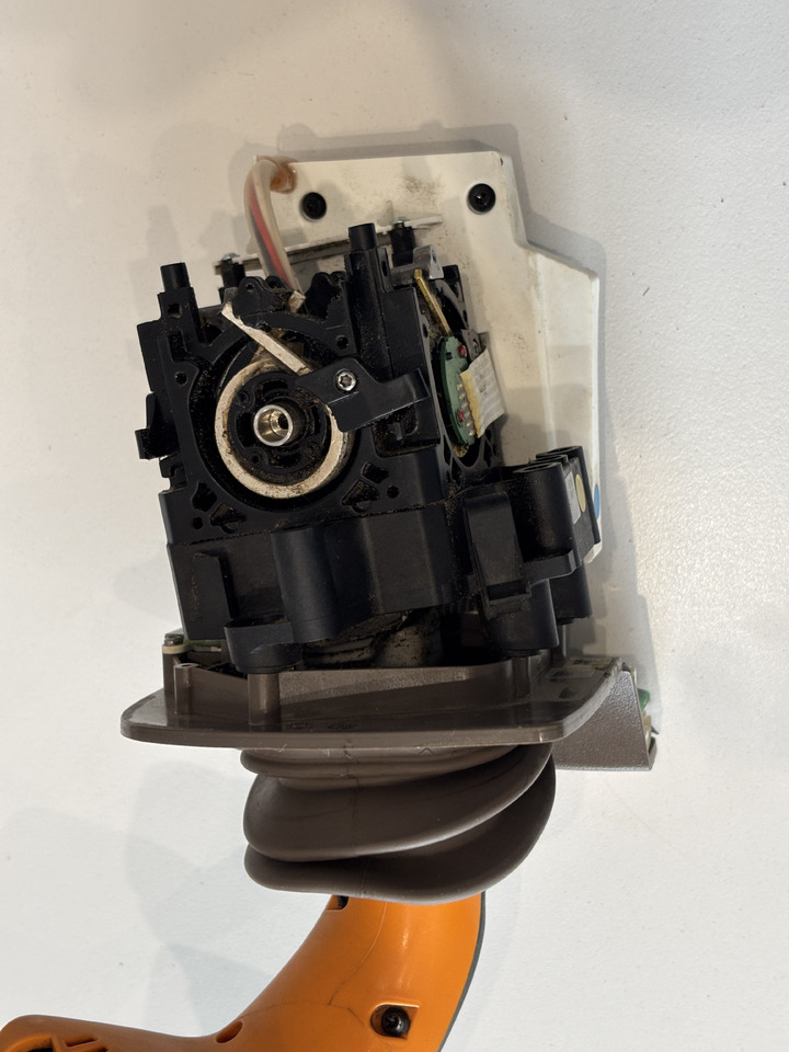 John Deere 6120 6230 6xxx Dżojstik Joystick Sterownik Skrzyni Biegów AL228099 - Електрична система в категорії Сільськогосподарська техніка: фото 5 John Deere 6120 6230 6xxx Dżojstik Joystick Sterownik Skrzyni Biegów AL228099 - Електрична система в категорії Сільськогосподарська техніка: фото 5