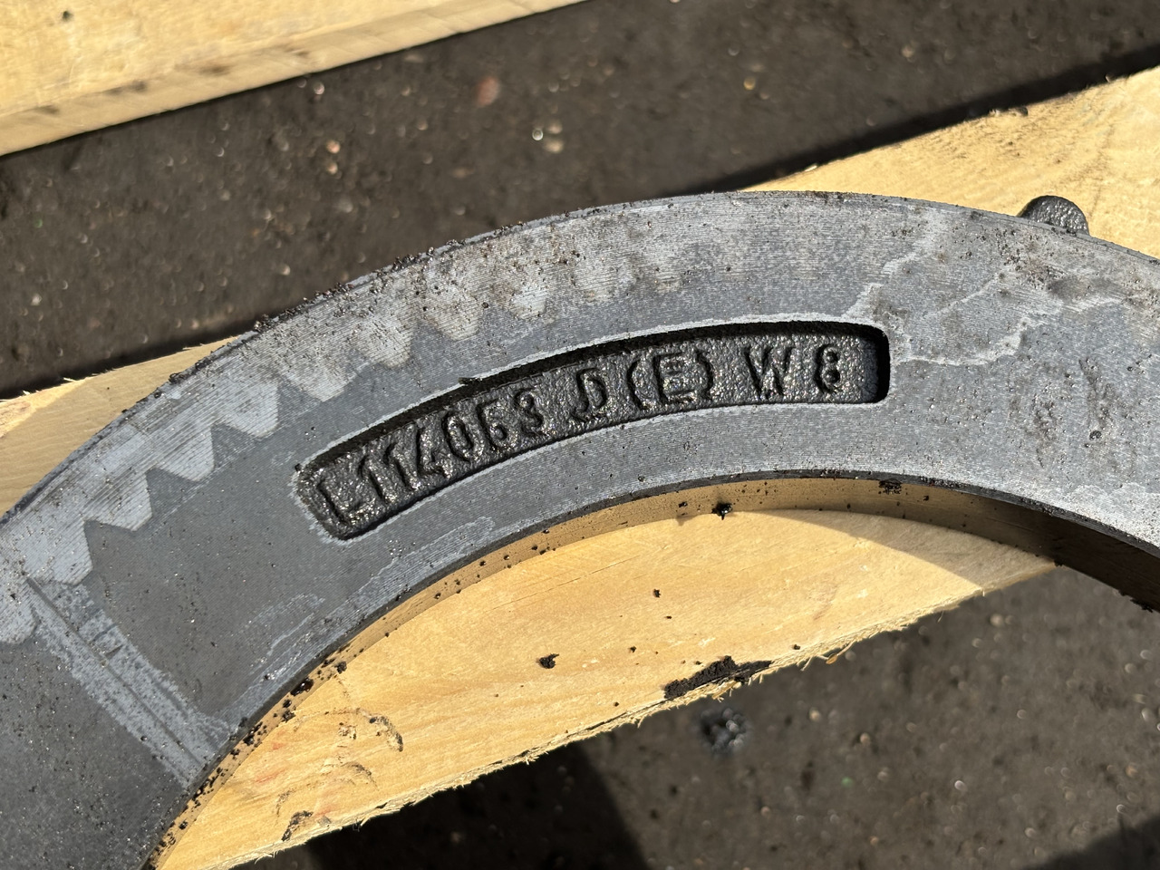 John Deere 6630 Tarcza Płytka Hamulcowa L114053 - Гальмівни диск в категорії Сільськогосподарська техніка: фото 2 John Deere 6630 Tarcza Płytka Hamulcowa L114053 - Гальмівни диск в категорії Сільськогосподарська техніка: фото 2