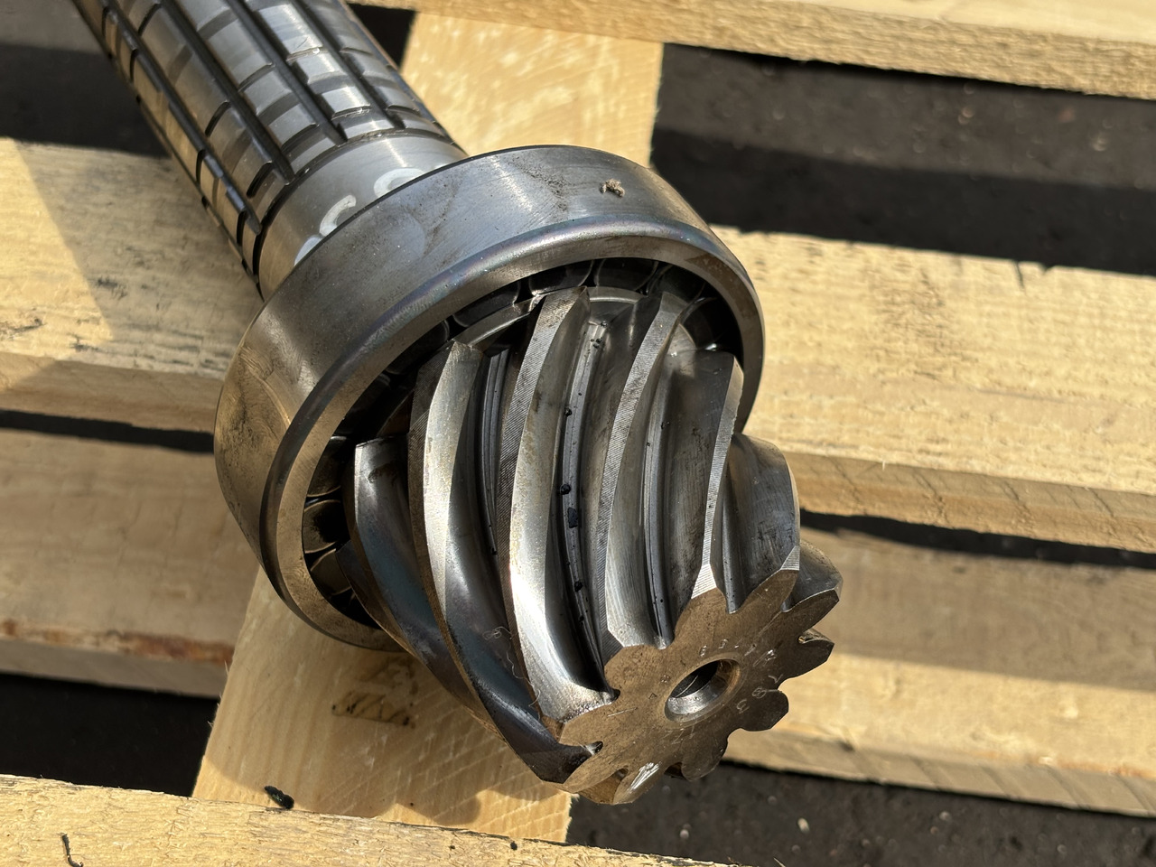 John Deere 6630 Wał napędowy skrzyni biegów L102628 - Піввісь в категорії Сільськогосподарська техніка: фото 2 John Deere 6630 Wał napędowy skrzyni biegów L102628 - Піввісь в категорії Сільськогосподарська техніка: фото 2