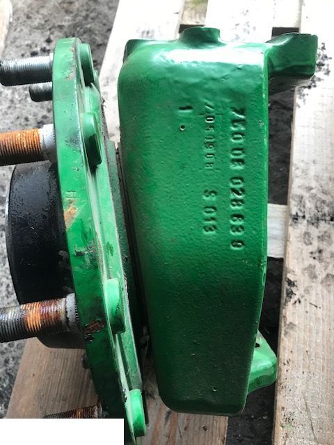 John Deere 6920 - Zwrotnica Prawa - Поворотний кулак в категорії Сільськогосподарська техніка: фото 3 John Deere 6920 - Zwrotnica Prawa - Поворотний кулак в категорії Сільськогосподарська техніка: фото 3