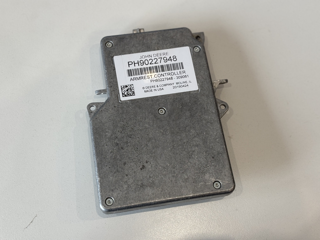John Deere 6R 7M 6xxx Sterownik Jednostka Sterująca Moduł ACU PH90227948 - Блок управління в категорії Сільськогосподарська техніка: фото 1 John Deere 6R 7M 6xxx Sterownik Jednostka Sterująca Moduł ACU PH90227948 - Блок управління в категорії Сільськогосподарська техніка: фото 1