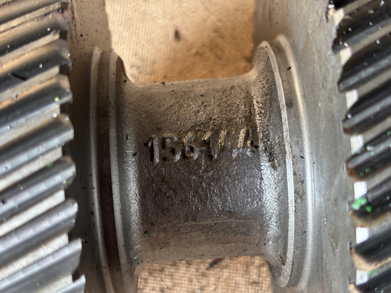 John Deere 7220 7320 Wał L115869 L156144 - Піввісь в категорії Сільськогосподарська техніка: фото 2 John Deere 7220 7320 Wał L115869 L156144 - Піввісь в категорії Сільськогосподарська техніка: фото 2