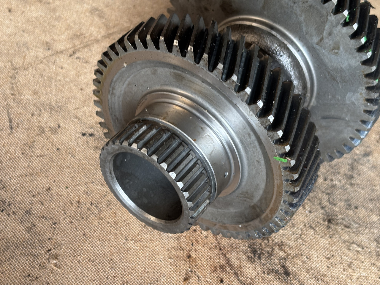 John Deere 7220 7320 Wał L115869 L156144 - Піввісь в категорії Сільськогосподарська техніка: фото 4 John Deere 7220 7320 Wał L115869 L156144 - Піввісь в категорії Сільськогосподарська техніка: фото 4