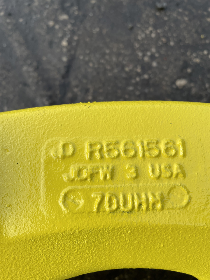 John Deere 8345R - koło felga gwiazda - Колісний диск в категорії Сільськогосподарська техніка: фото 3 John Deere 8345R - koło felga gwiazda - Колісний диск в категорії Сільськогосподарська техніка: фото 3