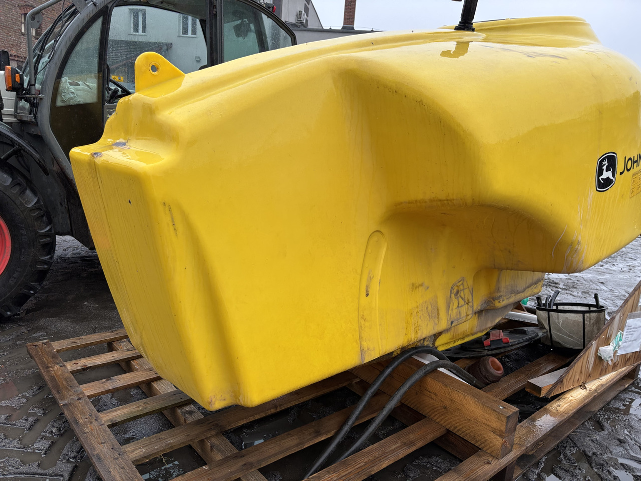 John Deere M740i Zbiornik Opryskiwacz WZW17745 WZ8226404 - Обприскувач навісний: фото 2 John Deere M740i Zbiornik Opryskiwacz WZW17745 WZ8226404 - Обприскувач навісний: фото 2