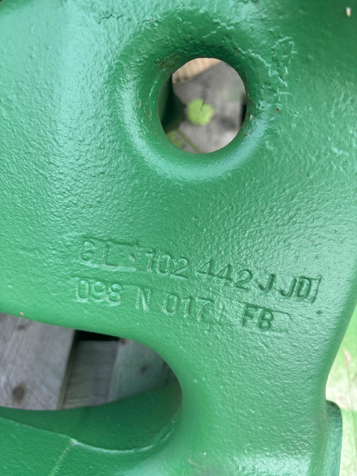 John Deere Wspornik przedniej osi AL82768 L102442 - Передня вісь в категорії Сільськогосподарська техніка: фото 2 John Deere Wspornik przedniej osi AL82768 L102442 - Передня вісь в категорії Сільськогосподарська техніка: фото 2