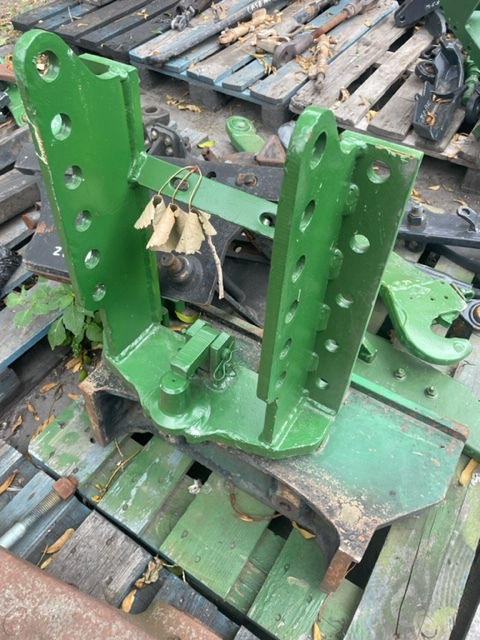 John deere zaczep pitonfix prowadnica szyna zaczepowa - Рама/ Шасі в категорії Сільськогосподарська техніка: фото 4 John deere zaczep pitonfix prowadnica szyna zaczepowa - Рама/ Шасі в категорії Сільськогосподарська техніка: фото 4