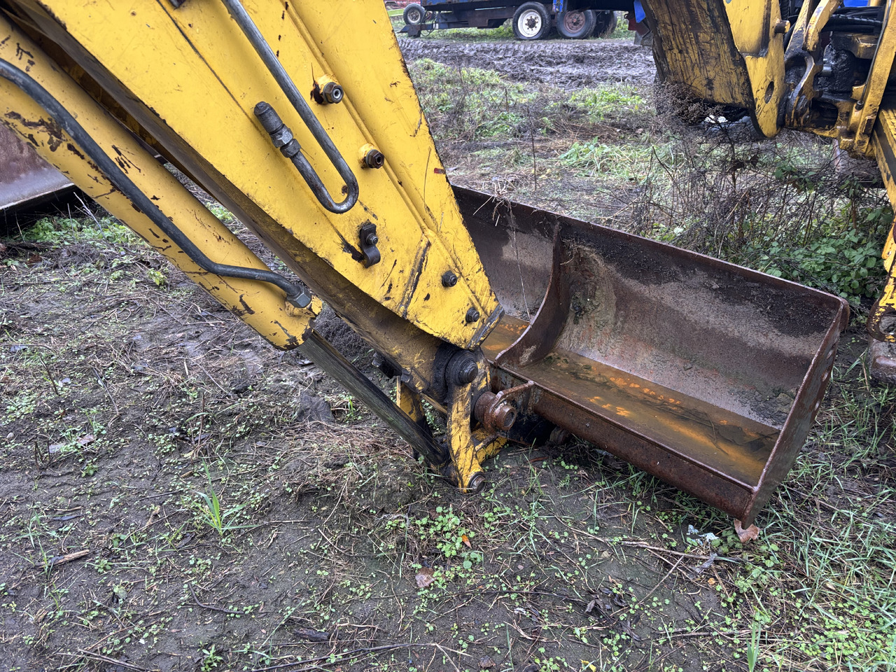 Komatsu WB93 WB97 WB 93 97 Łyżka Skarpowa Łyżka Przednia Widły CZĘŚCI - Екскаватор-навантажувач: фото 4 Komatsu WB93 WB97 WB 93 97 Łyżka Skarpowa Łyżka Przednia Widły CZĘŚCI - Екскаватор-навантажувач: фото 4