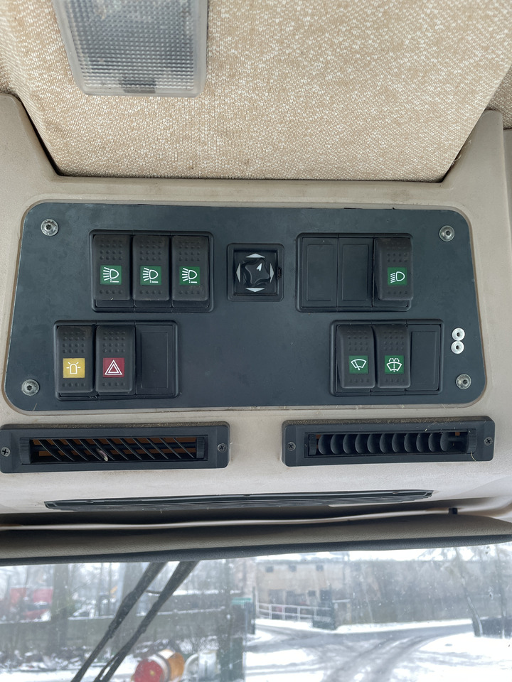 Krone Big M II - przełączniki panel sterujący - Електрична система в категорії Сільськогосподарська техніка: фото 3 Krone Big M II - przełączniki panel sterujący - Електрична система в категорії Сільськогосподарська техніка: фото 3
