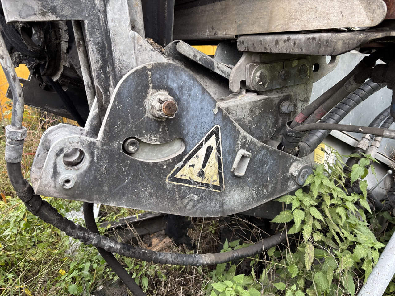 LINDNER Urraco 75 D U75D U-75-D Obudowa Niszczarki Rozdrabniaczy Bębnów Koryto Wanna - Дробарка: фото 4 LINDNER Urraco 75 D U75D U-75-D Obudowa Niszczarki Rozdrabniaczy Bębnów Koryto Wanna - Дробарка: фото 4