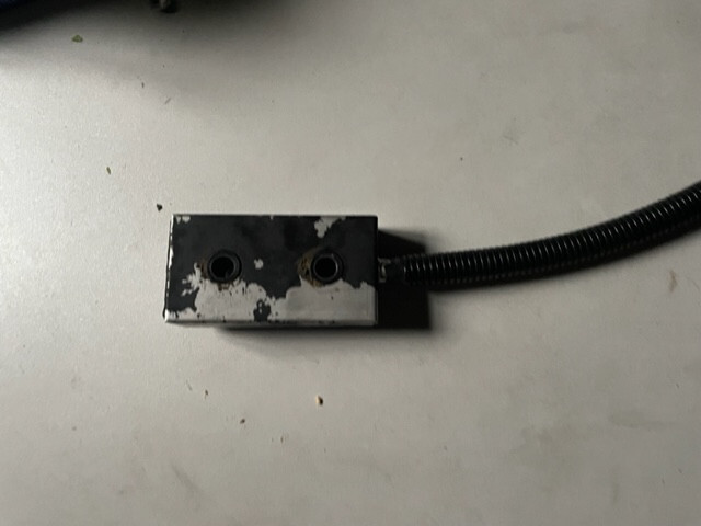 Manitou Bobcat Massey Ferguson - Czujnik Przeciąźenia ~ Czujnik - Давач в категорії Сільськогосподарська техніка: фото 3 Manitou Bobcat Massey Ferguson - Czujnik Przeciąźenia ~ Czujnik - Давач в категорії Сільськогосподарська техніка: фото 3