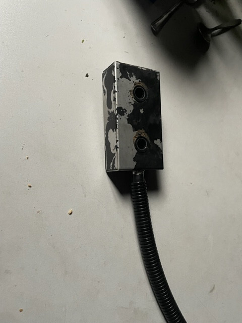 Manitou Bobcat Massey Ferguson - Czujnik Przeciąźenia ~ Czujnik - Давач в категорії Сільськогосподарська техніка: фото 1 Manitou Bobcat Massey Ferguson - Czujnik Przeciąźenia ~ Czujnik - Давач в категорії Сільськогосподарська техніка: фото 1