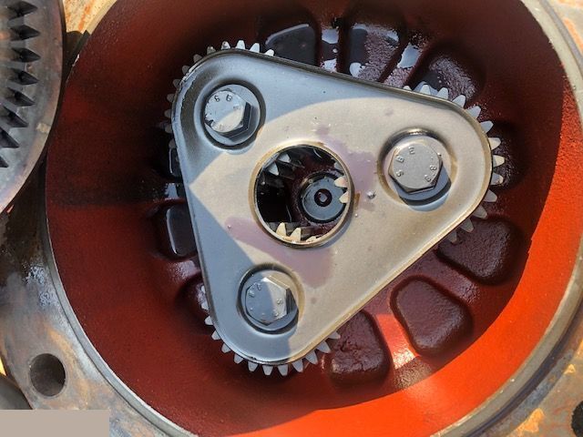 Manitou Clark Hurth - Piasta Półoś - Маточина в категорії Сільськогосподарська техніка: фото 1 Manitou Clark Hurth - Piasta Półoś - Маточина в категорії Сільськогосподарська техніка: фото 1