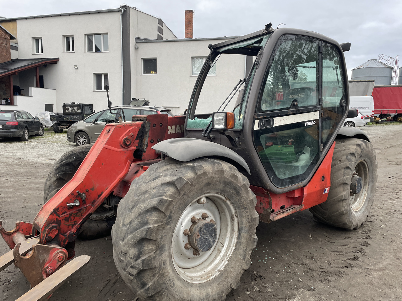 Manitou MLT 634 - CZĘŚCI - zwolnica dyfer zwrotnica most oś - Поворотний кулак в категорії Сільськогосподарська техніка: фото 3 Manitou MLT 634 - CZĘŚCI - zwolnica dyfer zwrotnica most oś - Поворотний кулак в категорії Сільськогосподарська техніка: фото 3