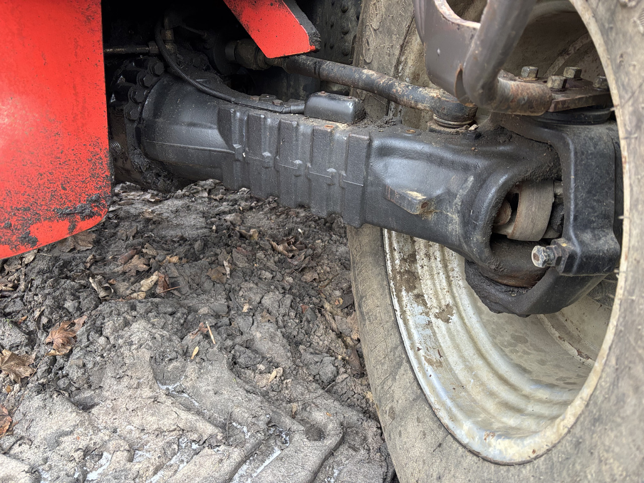 Manitou MLT 735 120 PS 2014rok Felga Opona Koło Przednia Tylna Przód Tył CZĘŚCI - Колісний диск в категорії Сільськогосподарська техніка: фото 3 Manitou MLT 735 120 PS 2014rok Felga Opona Koło Przednia Tylna Przód Tył CZĘŚCI - Колісний диск в категорії Сільськогосподарська техніка: фото 3