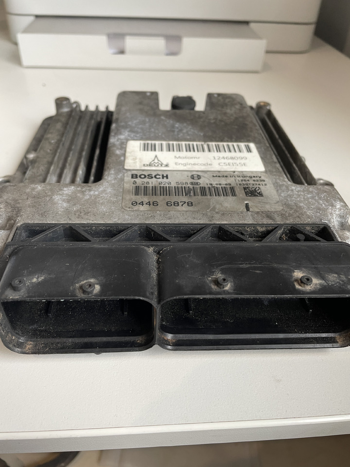 Manitou MT 1335 - sterownik silnika ECU 04466878 0281020598 - Блок управління в категорії Вантажно-розвантажувальна техніка: фото 2 Manitou MT 1335 - sterownik silnika ECU 04466878 0281020598 - Блок управління в категорії Вантажно-розвантажувальна техніка: фото 2