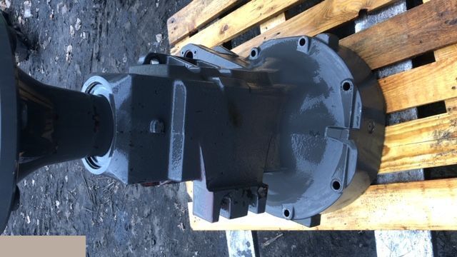 Massey Ferguson 436B7 - Zwolnica - Бортовий редуктор в категорії Сільськогосподарська техніка: фото 1 Massey Ferguson 436B7 - Zwolnica - Бортовий редуктор в категорії Сільськогосподарська техніка: фото 1