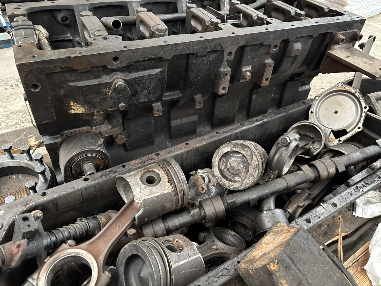 Massey Ferguson 7256 Silnik MT42595 CNT10283 Blok Tłok Wał CZĘŚCI - Двигун та запчастини в категорії Сільськогосподарська техніка: фото 3 Massey Ferguson 7256 Silnik MT42595 CNT10283 Blok Tłok Wał CZĘŚCI - Двигун та запчастини в категорії Сільськогосподарська техніка: фото 3