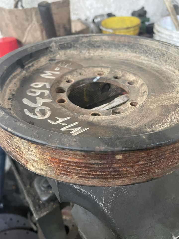 Massey Fergusson 6499 - koło pasowe silnika V836866527 - Двигун та запчастини в категорії Трактори: фото 2 Massey Fergusson 6499 - koło pasowe silnika V836866527 - Двигун та запчастини в категорії Трактори: фото 2