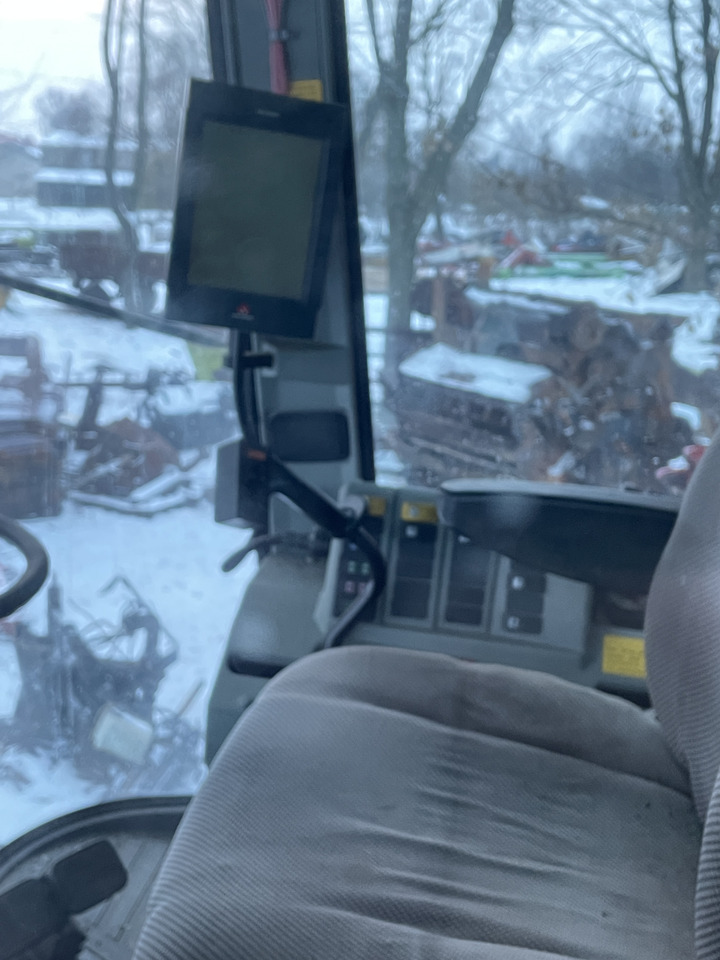 Massey Fergusson MF 30 32 - siedzenie fotel operatora D45939700 - Сидіння в категорії Сільськогосподарська техніка: фото 1 Massey Fergusson MF 30 32 - siedzenie fotel operatora D45939700 - Сидіння в категорії Сільськогосподарська техніка: фото 1