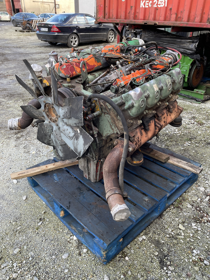 Mercedes OM422 422.900 - silnik kompletny - Двигун: фото 2 Mercedes OM422 422.900 - silnik kompletny - Двигун: фото 2