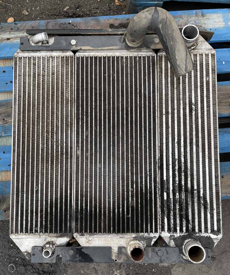 Merlo-chłodnica/Merlo 40.7 - Радіатор в категорії Навантажувачі телескопічні: фото 1 Merlo-chłodnica/Merlo 40.7 - Радіатор в категорії Навантажувачі телескопічні: фото 1