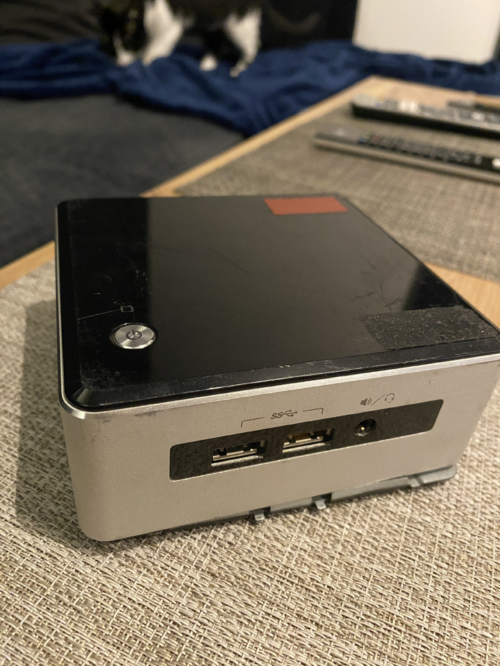Mikrokomputer Mini PC Intel NUC5i5RYH - Інструмент/ Обладнання: фото 1 Mikrokomputer Mini PC Intel NUC5i5RYH - Інструмент/ Обладнання: фото 1