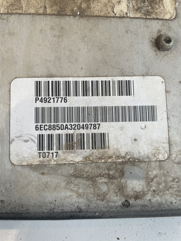 New Holland Cummins - sterownik silnika ECU komputer 4921776 - Блок управління в категорії Сільськогосподарська техніка: фото 2 New Holland Cummins - sterownik silnika ECU komputer 4921776 - Блок управління в категорії Сільськогосподарська техніка: фото 2