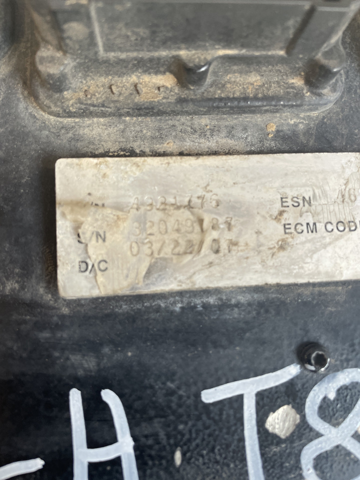 New Holland Cummins - sterownik silnika ECU komputer 4921776 - Блок управління в категорії Сільськогосподарська техніка: фото 4 New Holland Cummins - sterownik silnika ECU komputer 4921776 - Блок управління в категорії Сільськогосподарська техніка: фото 4