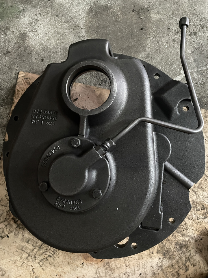 New Holland T8 Case Magnum - element nośny 87439890 - Трансмісія в категорії Сільськогосподарська техніка: фото 1 New Holland T8 Case Magnum - element nośny 87439890 - Трансмісія в категорії Сільськогосподарська техніка: фото 1