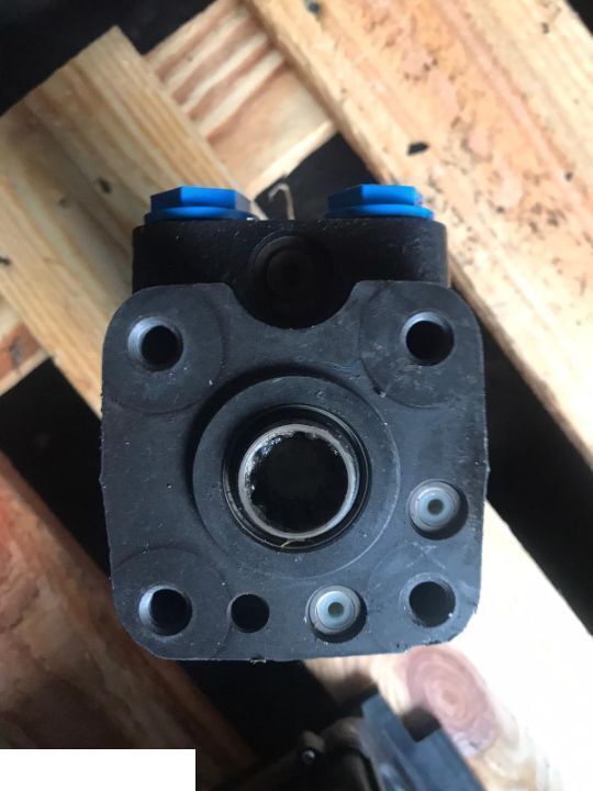 Orbitrol Danfoss Ospc Ls - Рульове управління в категорії Сільськогосподарська техніка: фото 2 Orbitrol Danfoss Ospc Ls - Рульове управління в категорії Сільськогосподарська техніка: фото 2