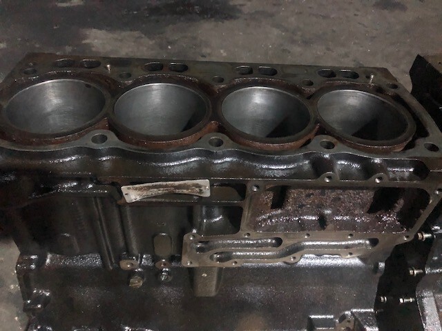 Perkins 1104C-44TA Blok Silnika Uźywany 3711H14A/2 - Блок циліндрів в категорії Сільськогосподарська техніка: фото 1 Perkins 1104C-44TA Blok Silnika Uźywany 3711H14A/2 - Блок циліндрів в категорії Сільськогосподарська техніка: фото 1