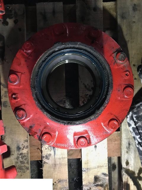 Piasta - Clark Hurth 17706001629 - Manitou - Маточина в категорії Сільськогосподарська техніка: фото 1 Piasta - Clark Hurth 17706001629 - Manitou - Маточина в категорії Сільськогосподарська техніка: фото 1