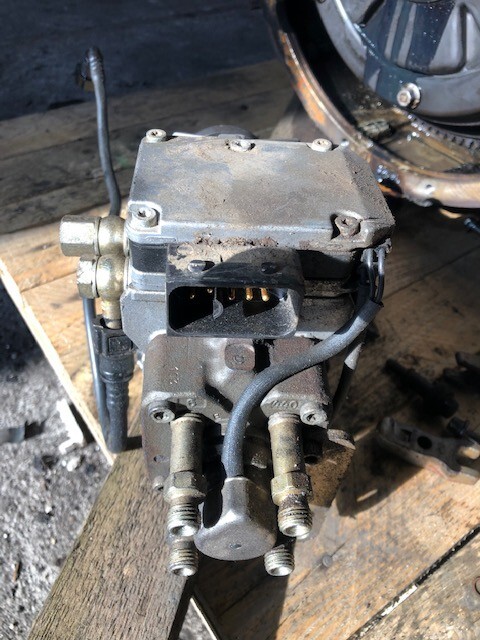 Pompa BOSCH: 0470004014 0986444516 PERKINS: 2644N204 - Паливний насос в категорії Сільськогосподарська техніка: фото 2 Pompa BOSCH: 0470004014 0986444516 PERKINS: 2644N204 - Паливний насос в категорії Сільськогосподарська техніка: фото 2