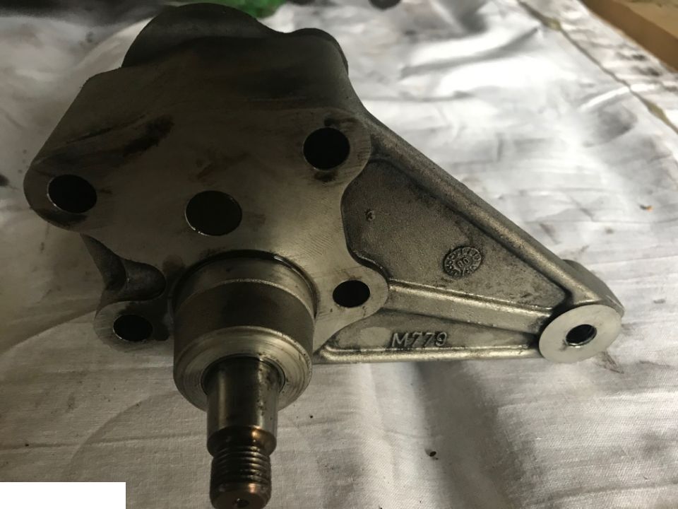 Pompa olejowa silnika John Deere 6068 , R502687 RE502269, RE504914, RE59582 - Масляний насос в категорії Сільськогосподарська техніка: фото 3 Pompa olejowa silnika John Deere 6068 , R502687 RE502269, RE504914, RE59582 - Масляний насос в категорії Сільськогосподарська техніка: фото 3